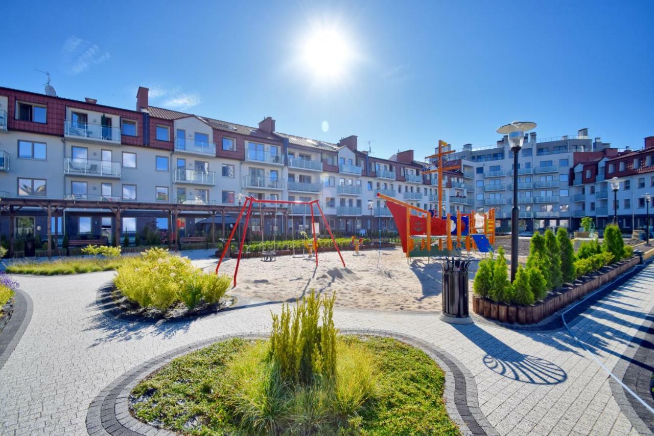Ambria Apartments Rose Swinoujscie Exterior photo